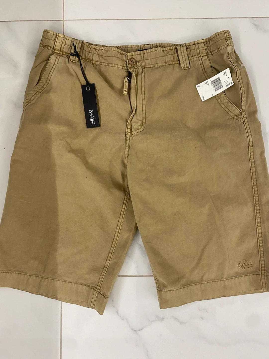 New Buffalo David Bitton Men's Khaki Shorts Size 34