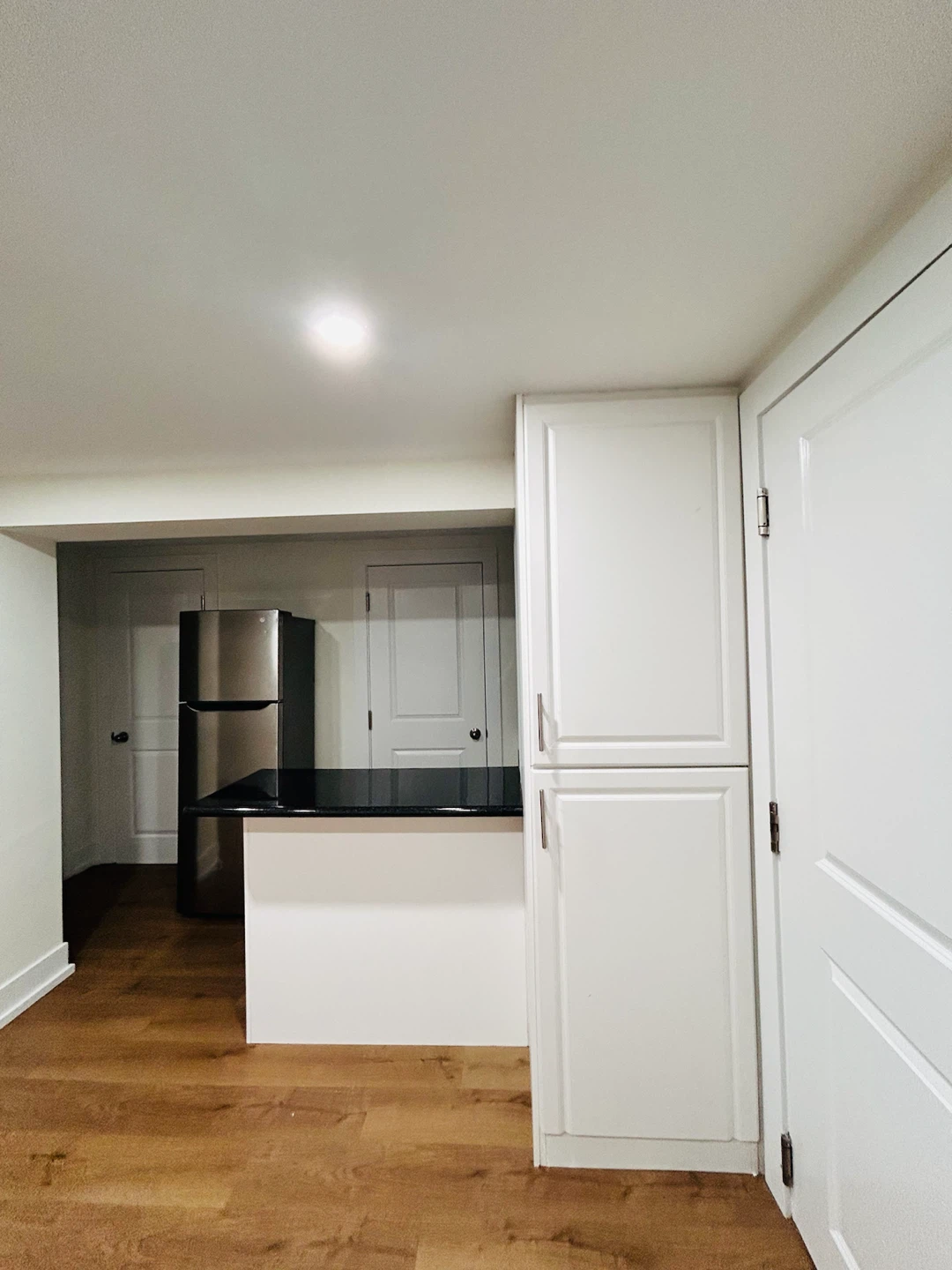Studio basement for rent - photo 3