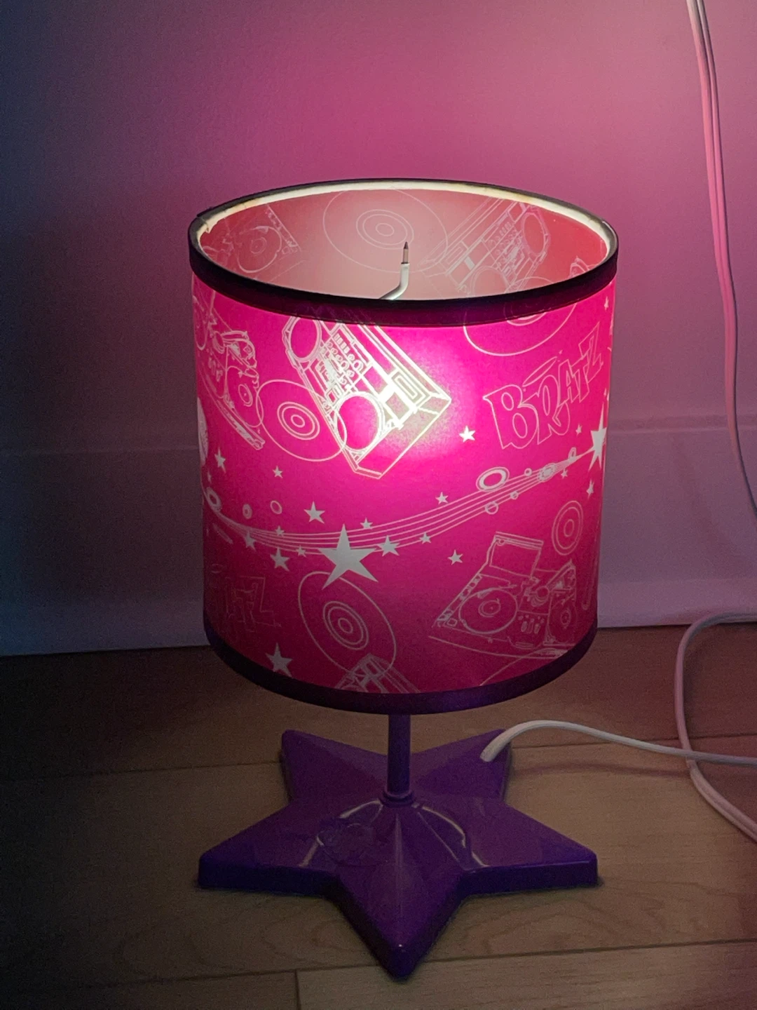 Bratz Desk Lamp with Star Base - photo 4