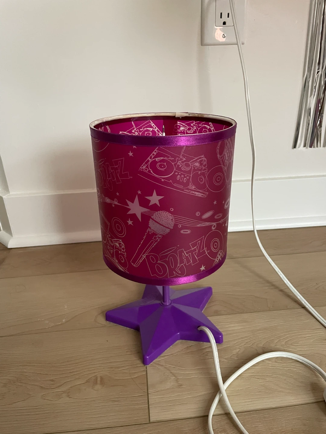Bratz Desk Lamp with Star Base - photo 5