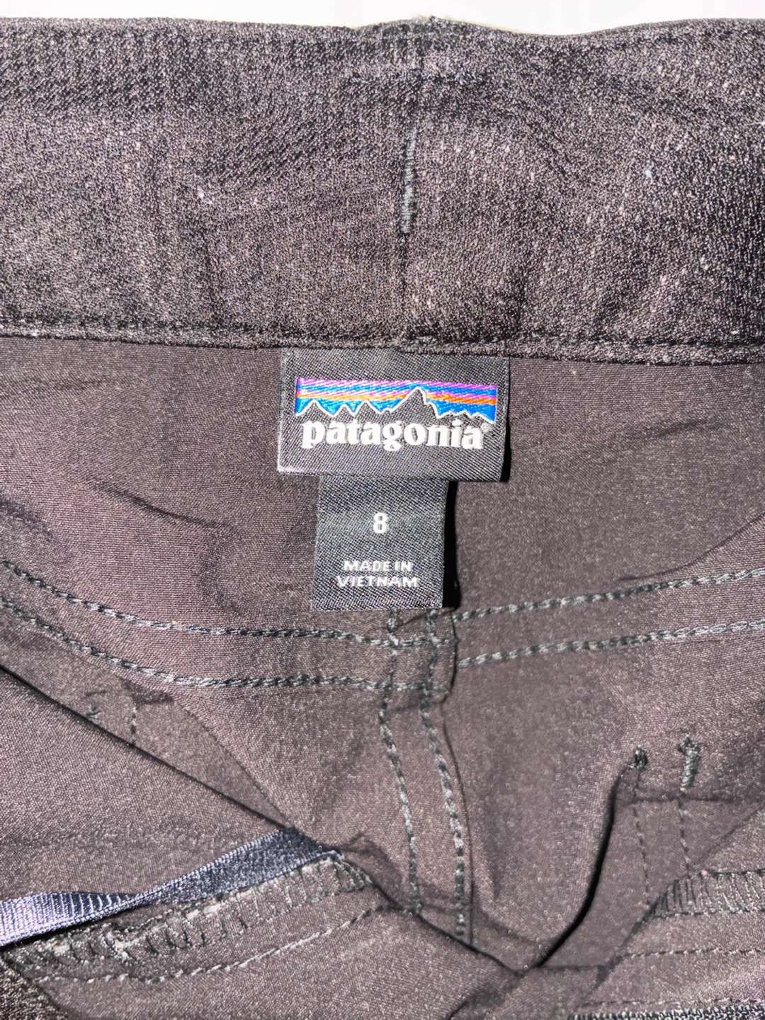 Patagonia Black Shorts Size 8 - photo 4
