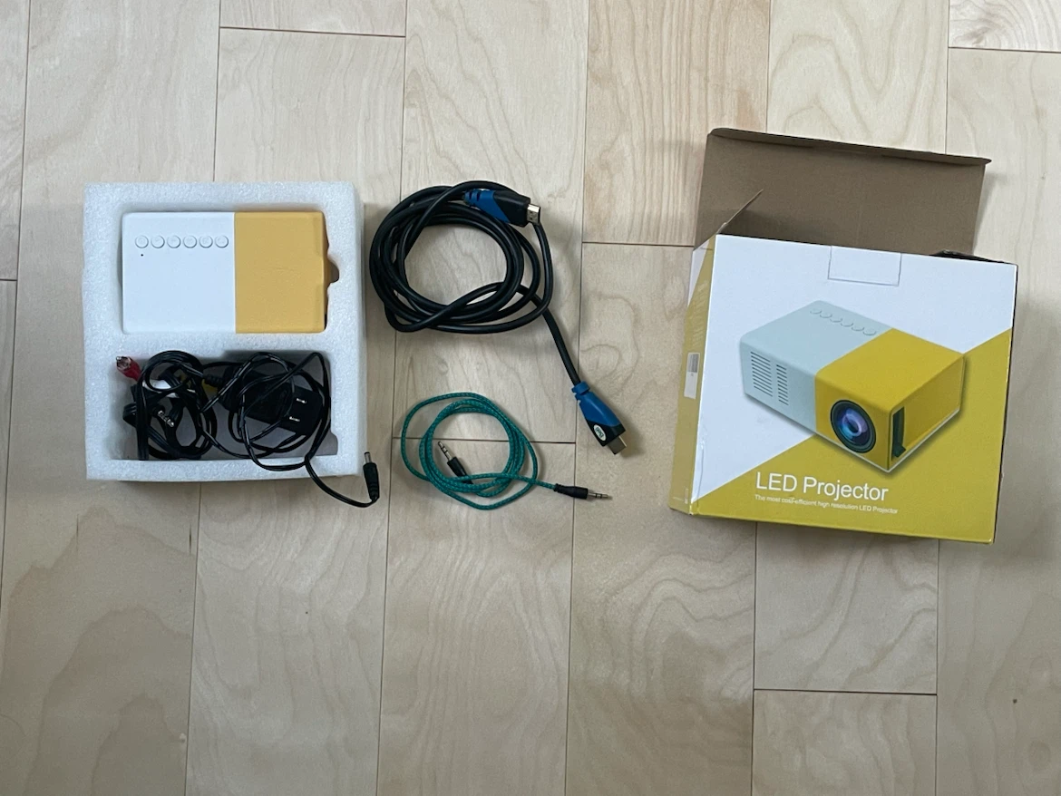 LED Projector with Accessories