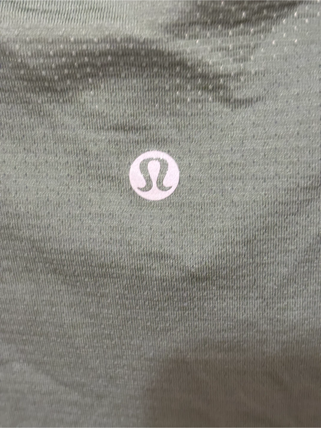 Lululemon Green Cropped Short Sleeve Shirt - photo 2