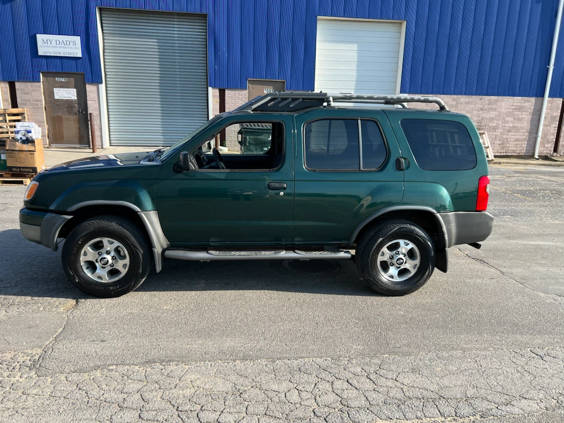 2000 Nissan Xterra 4x4 very reliable and maintained