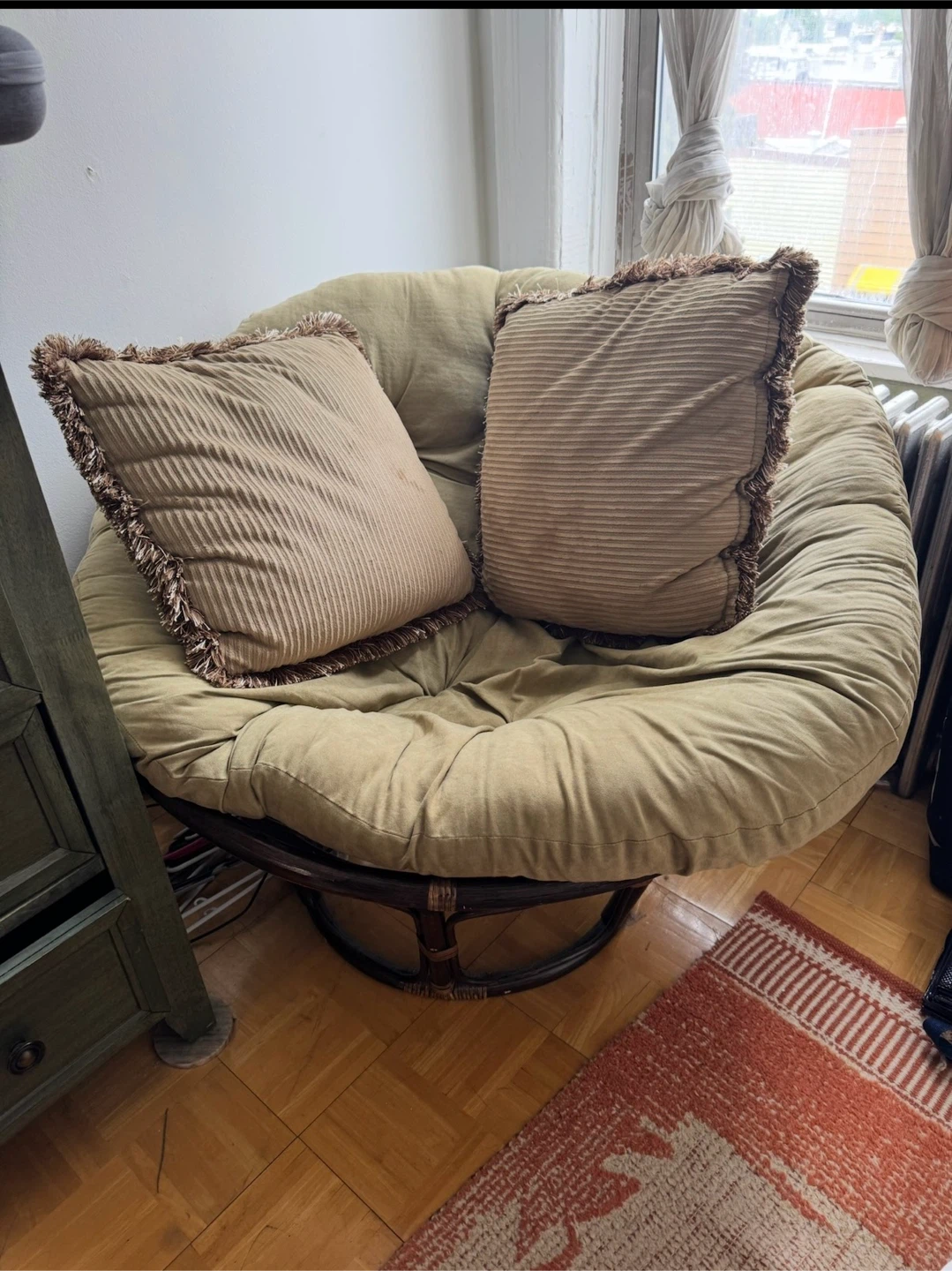 Papasan Chair with Cushions