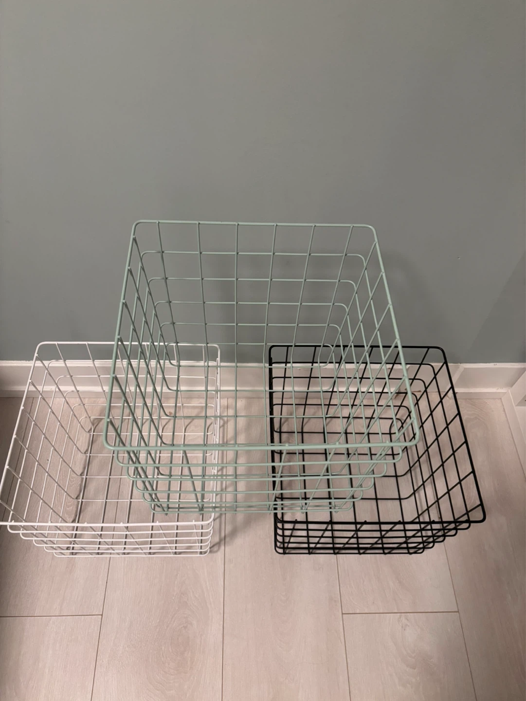 Set of 3 Wire Storage Baskets - photo 2