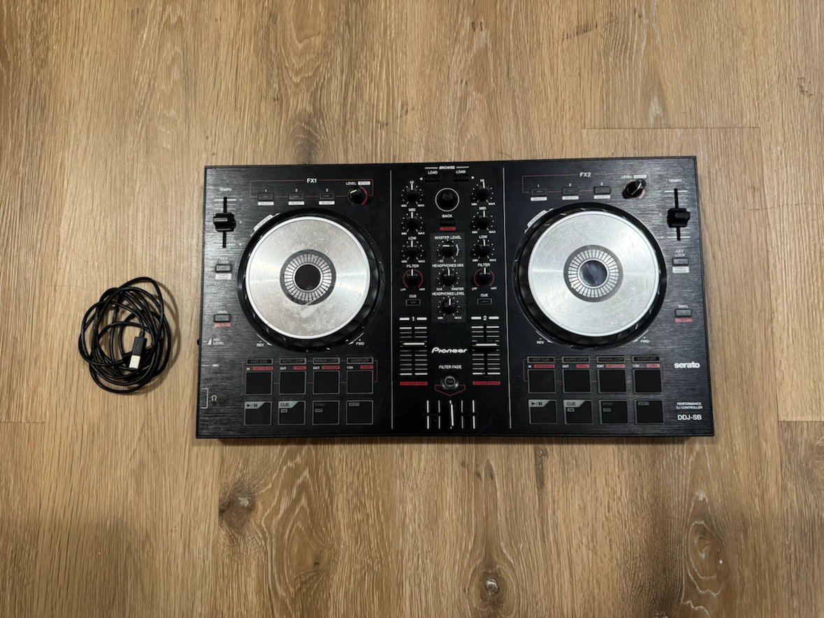 Pioneer DDJ-SB DJ Controller - photo 2
