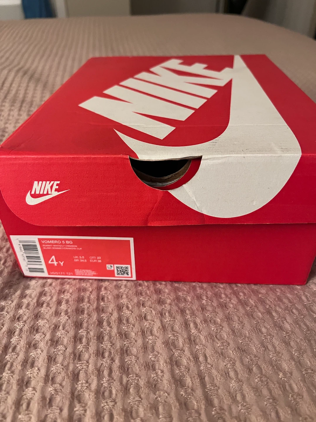 Nike Vomero 5 Youth Shoes Size 4Y White/Red - photo 2