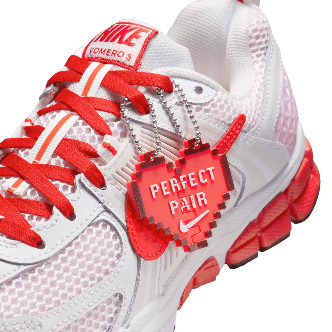 Nike Vomero 5 Youth Shoes Size 4Y White/Red