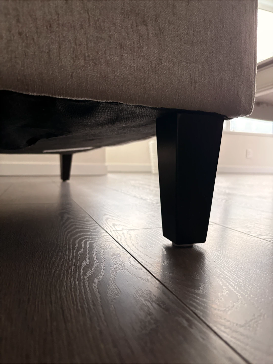 Brand-newish loveseat - photo 4
