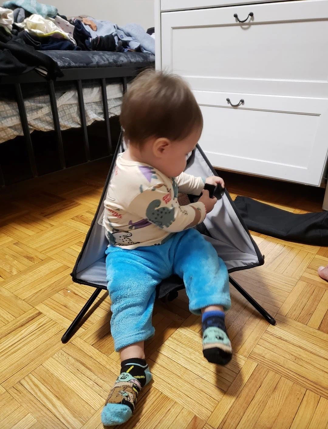 KidCo GoPod Portable Activity Seat - photo 4