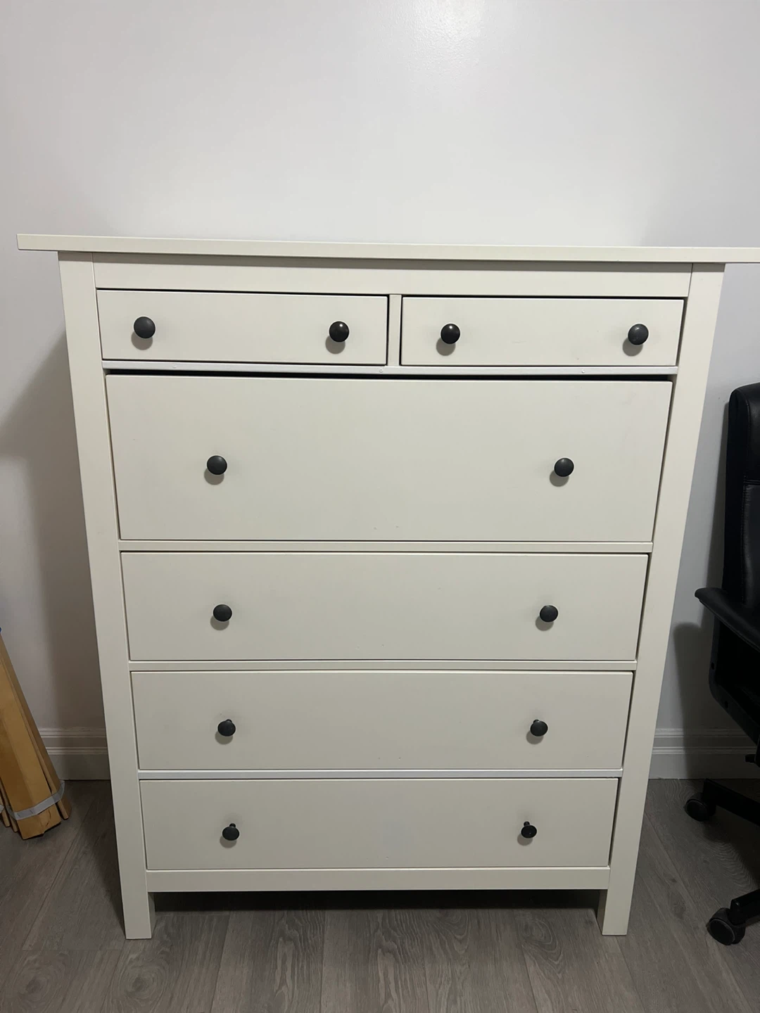 IKEA HEMNES 6-Drawer dresser,delivery available