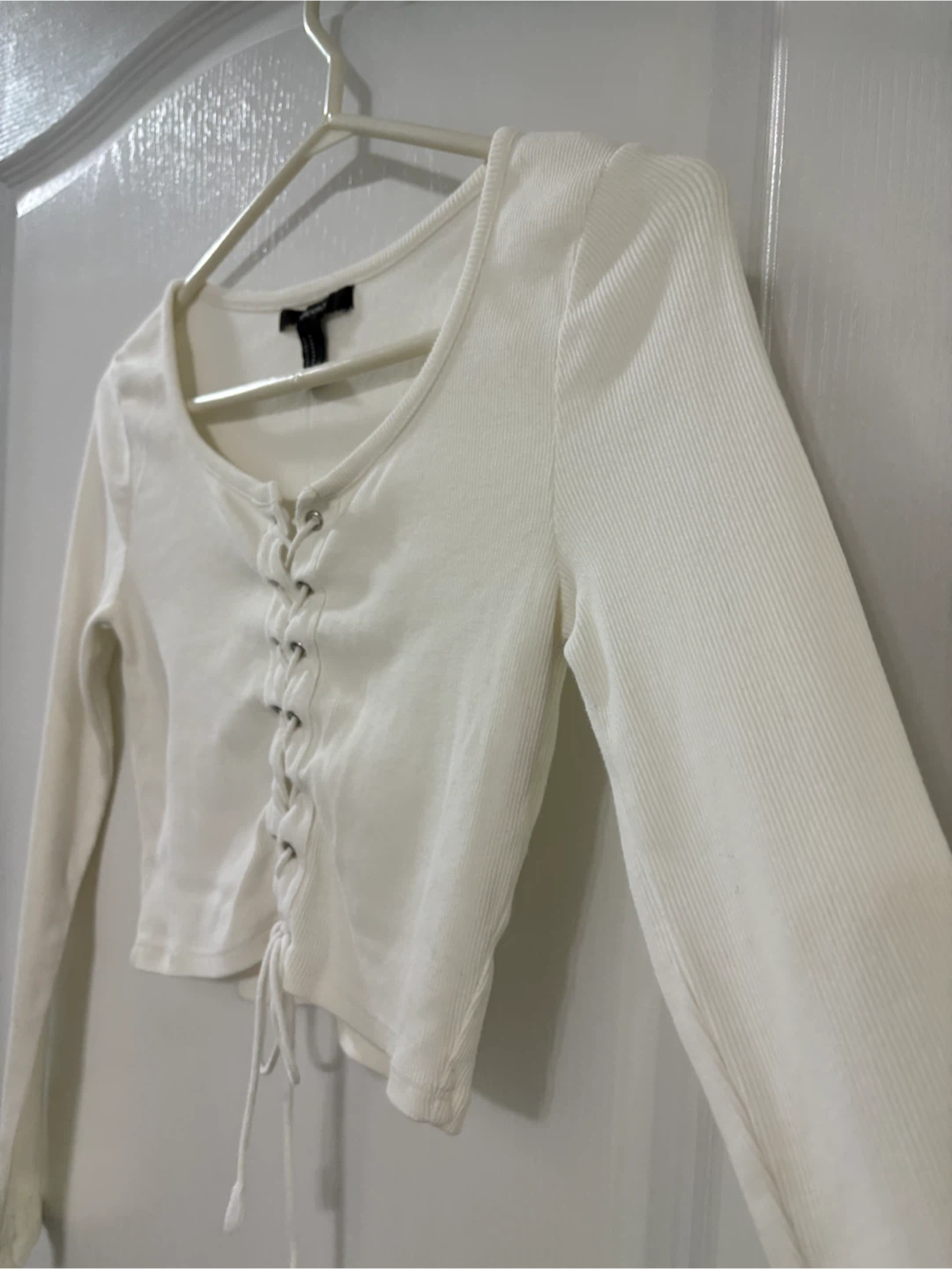 White Forever 21 Ribbed Lace-Up Cropped Top - photo 3