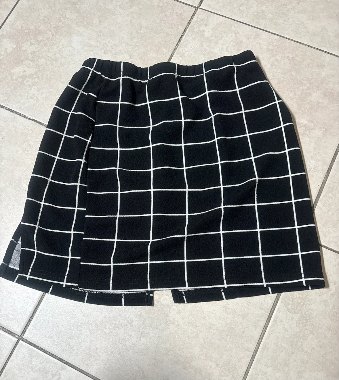 SHEIN Black & White Grid Skirt Size M - photo 2