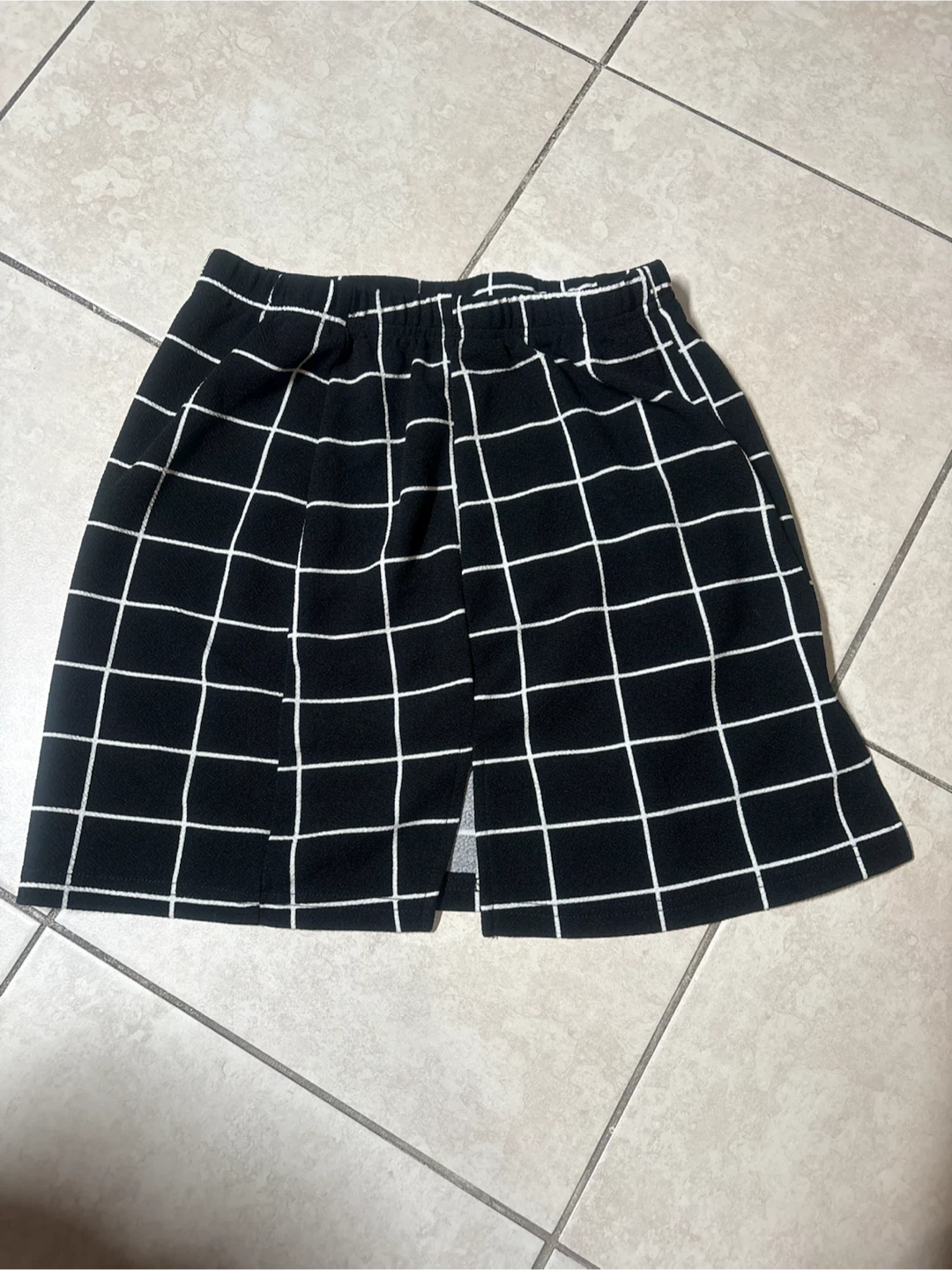 SHEIN Black & White Grid Skirt Size M - photo 3