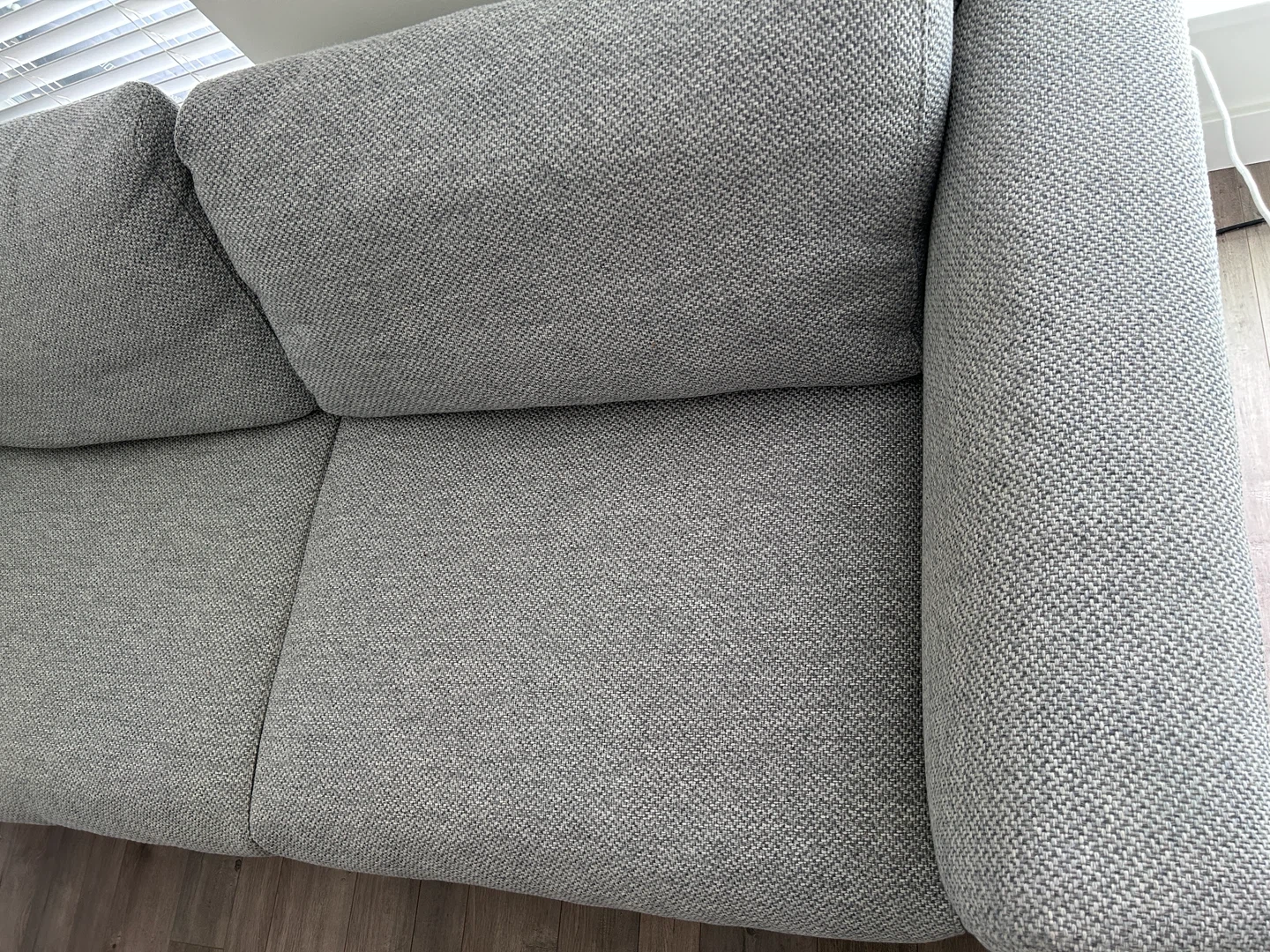 Mordern Grey 3 Seater Sofa - photo 4