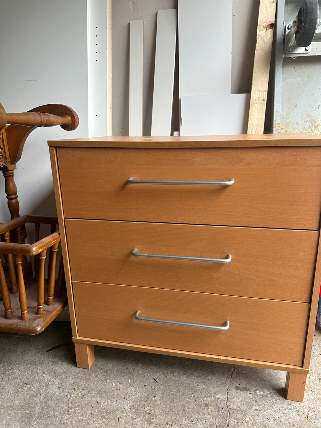 3-Drawer Dresser - photo 2