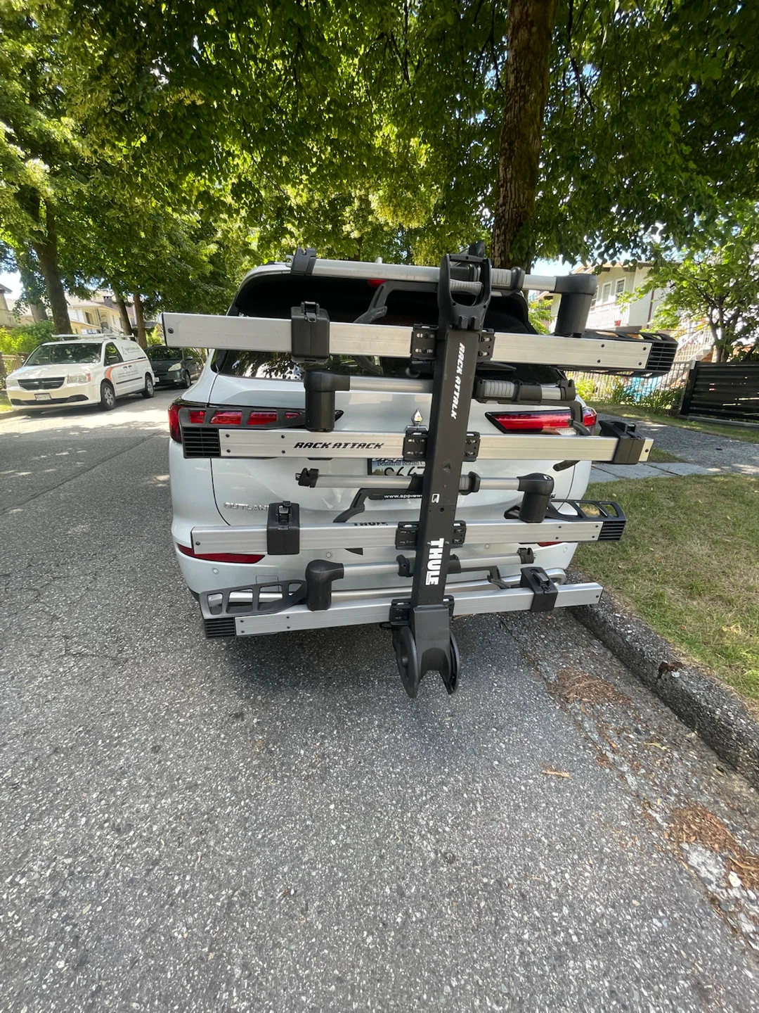 Thule pro xtrx Helium 4Bike Hitch Rack
