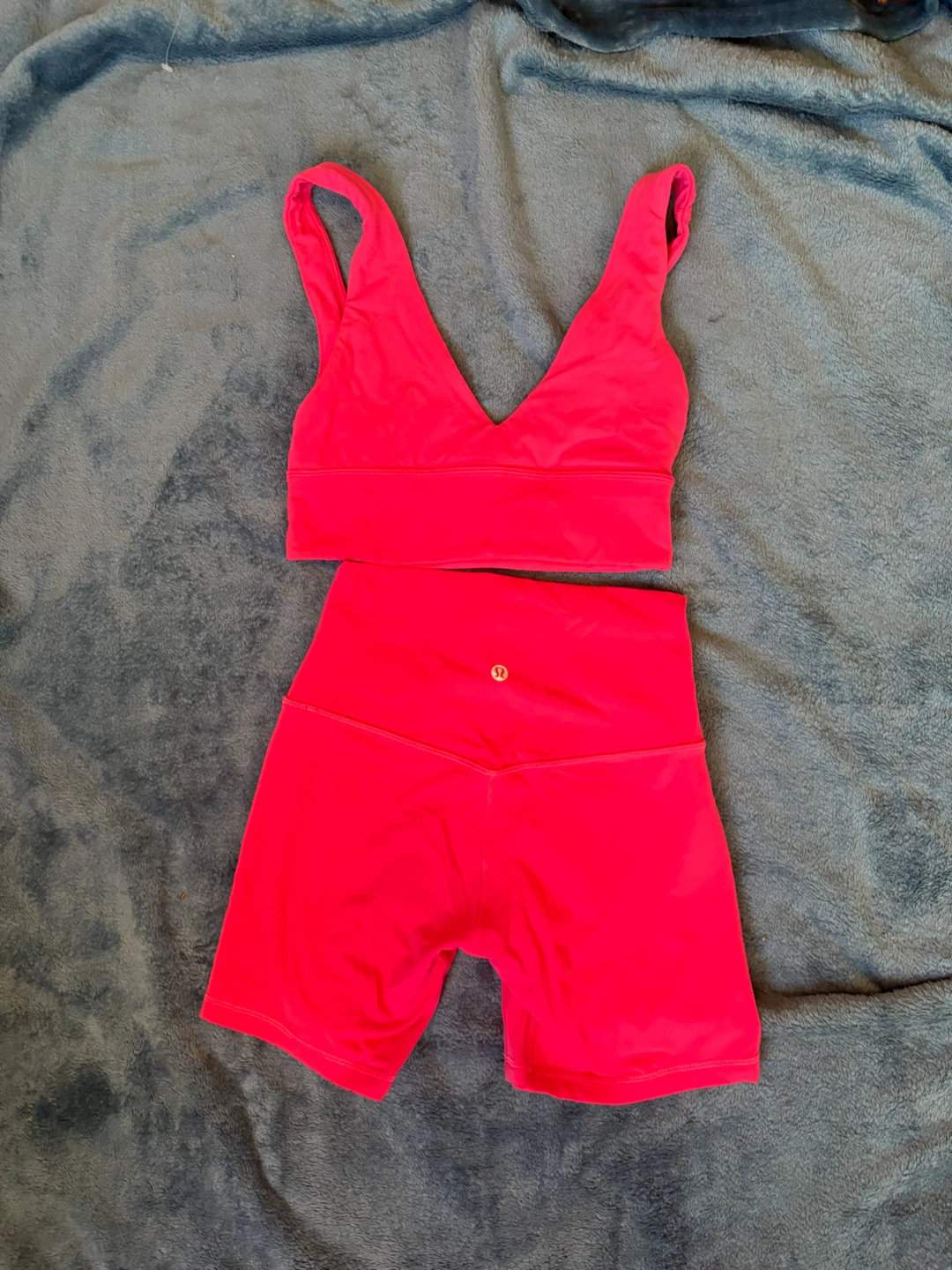 Lululemon Align Sports Bra & Shorts Set - Size 6