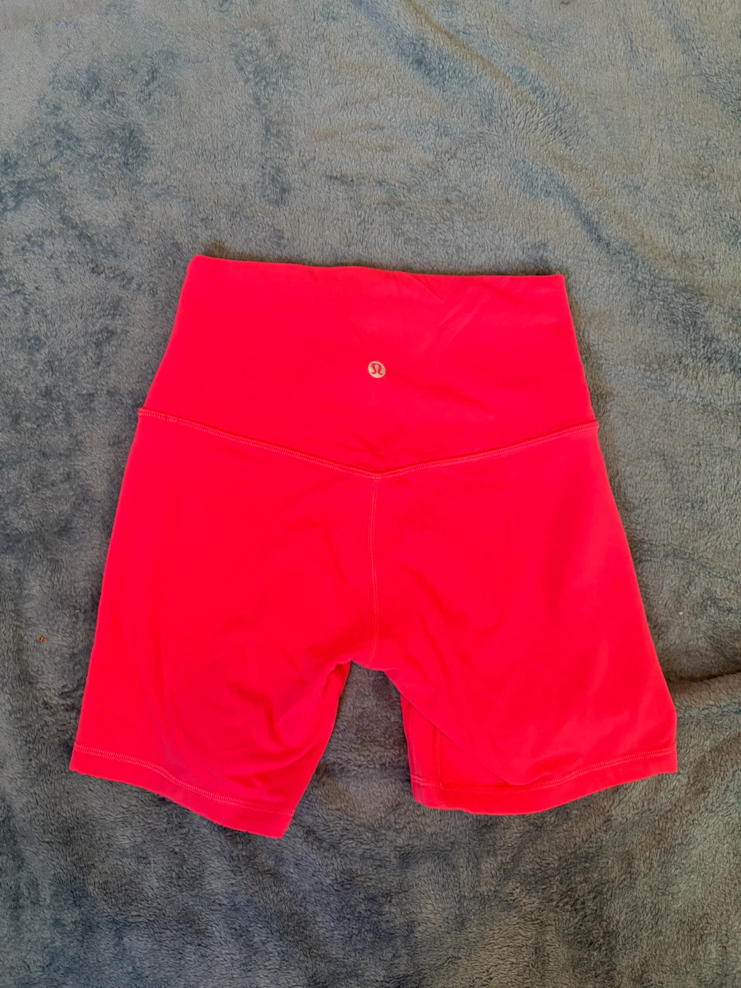 Lululemon Align Sports Bra & Shorts Set - Size 6 - photo 2