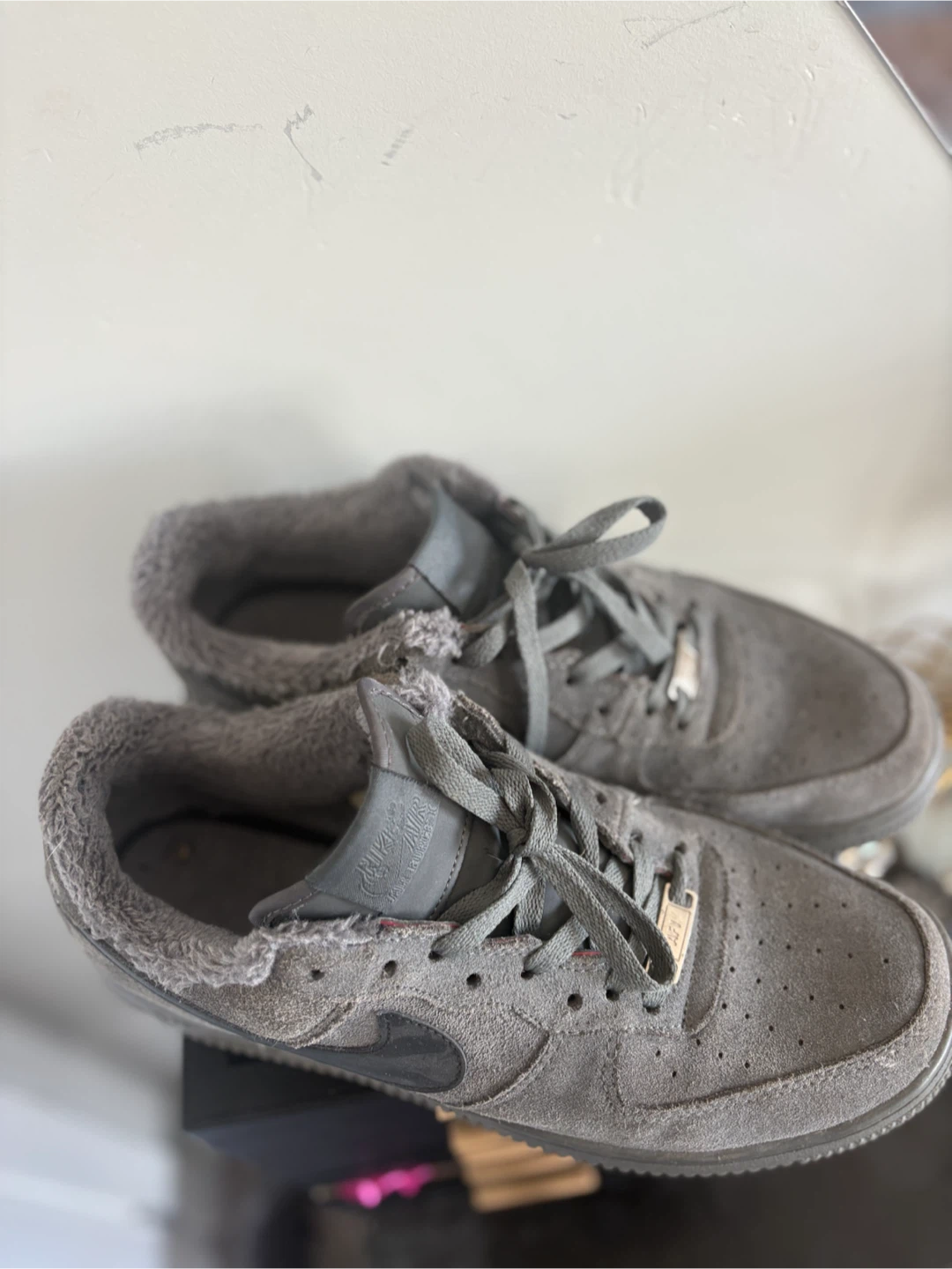Nike Air Force 1 '07 Low Grey Suede Fur Lined Sneakers - photo 3