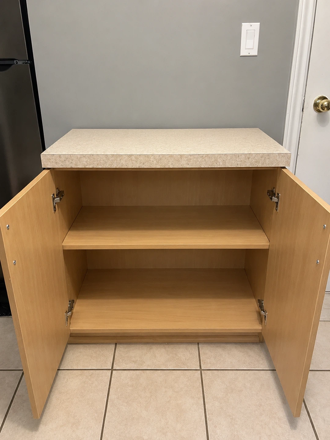 Kitchen Two-Door Cabinet with Countertop - photo 2