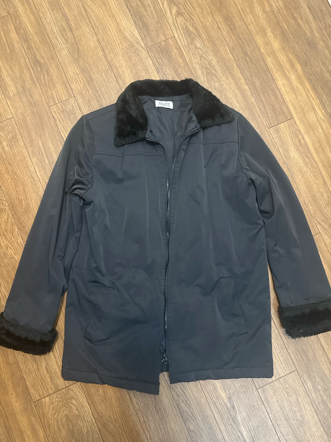 Snazziie Women's Jacket - Black - Medium
