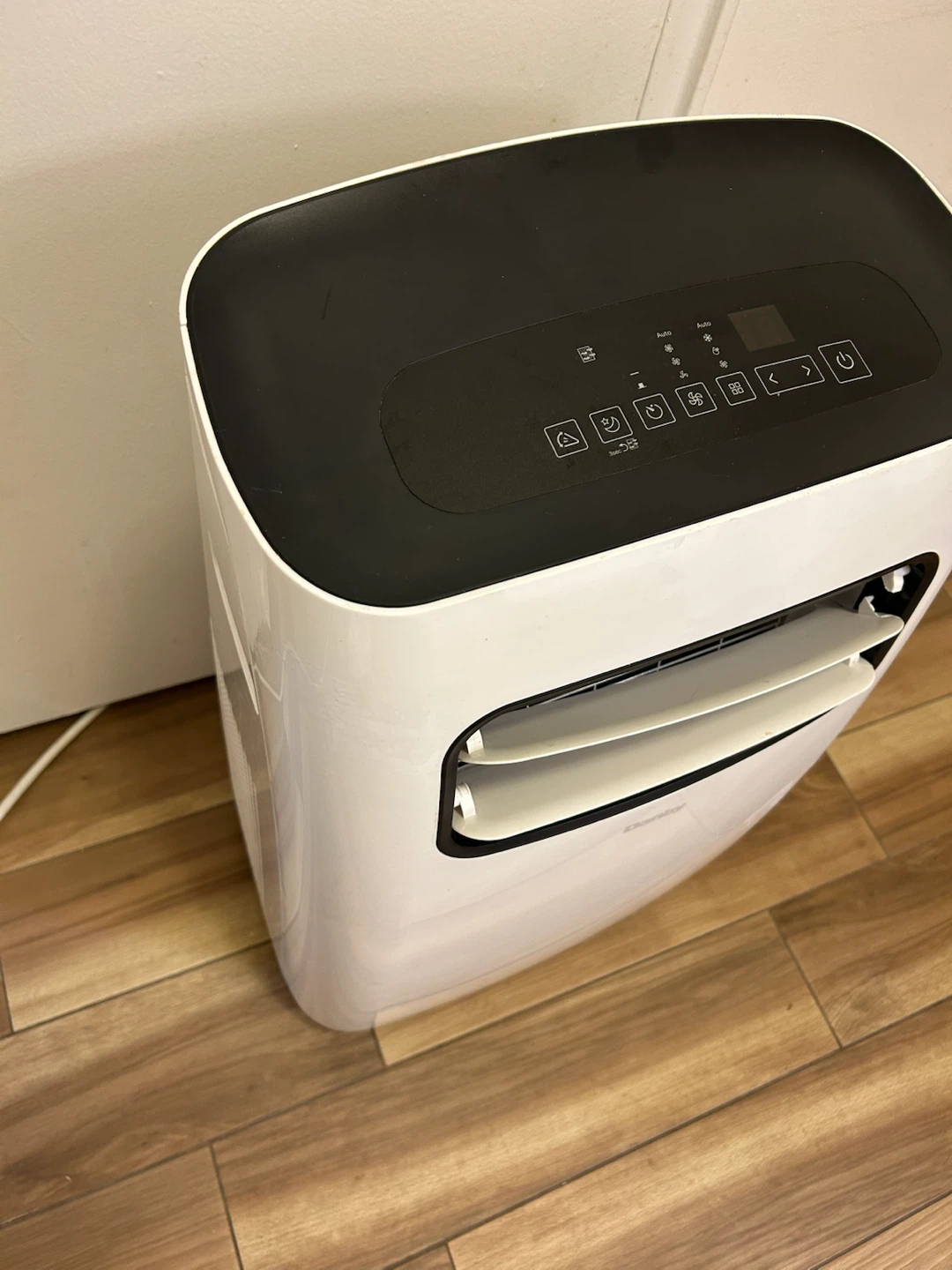 Danby Portable Air Conditioner - 12000 BTU - photo 3