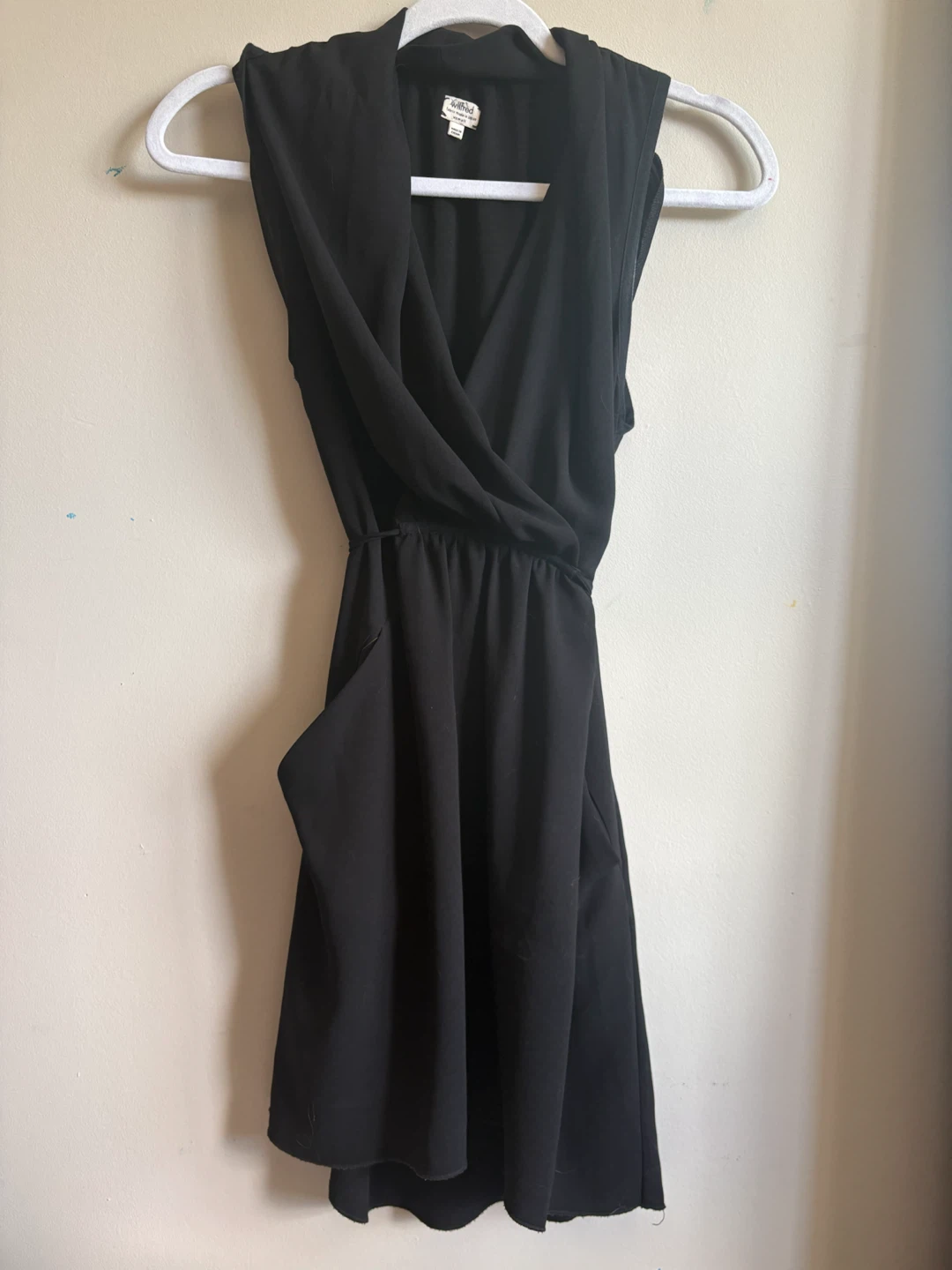 Wilfred Black Sleeveless Wrap Dress