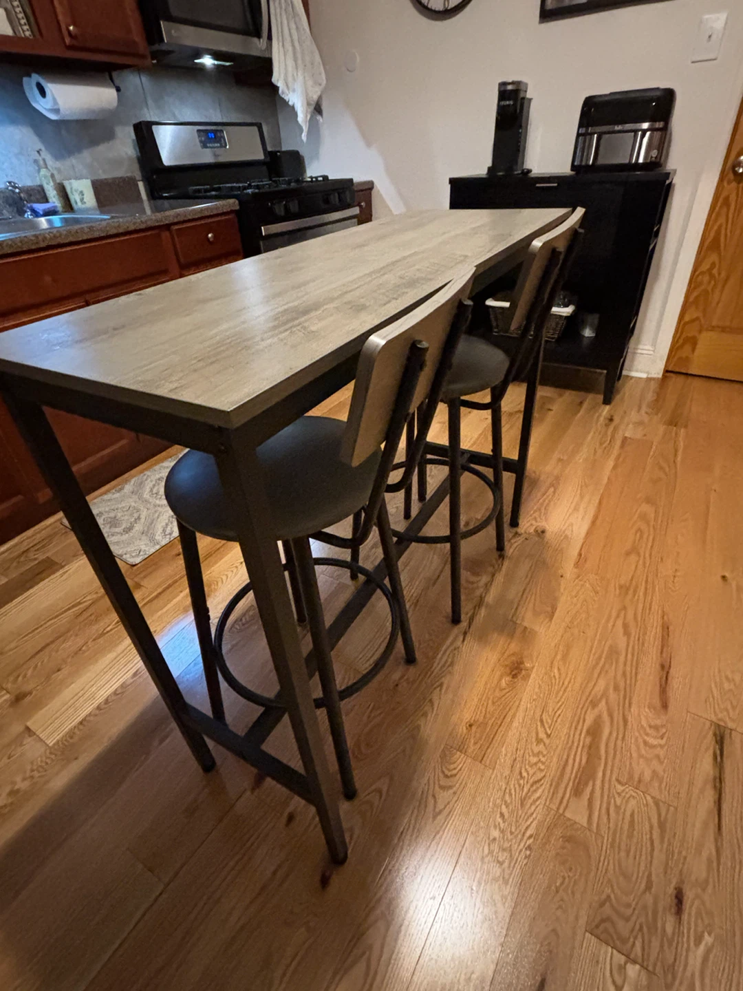 Pub height table and chairs - photo 2