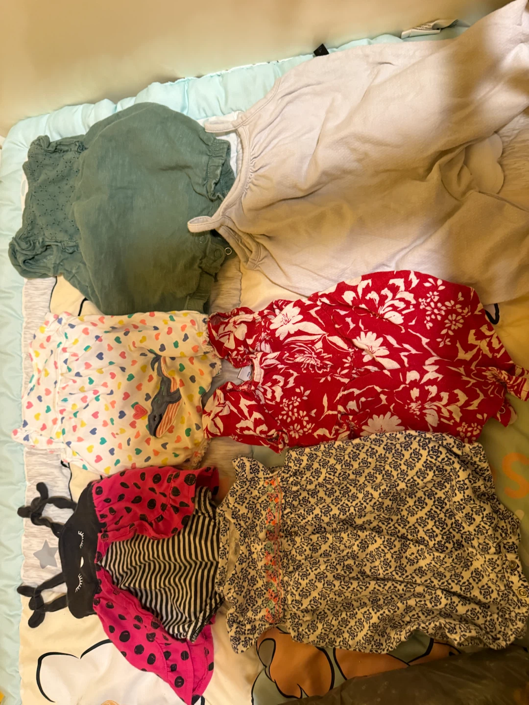 Baby Girl's Clothes Bundle NB-3 month - photo 2