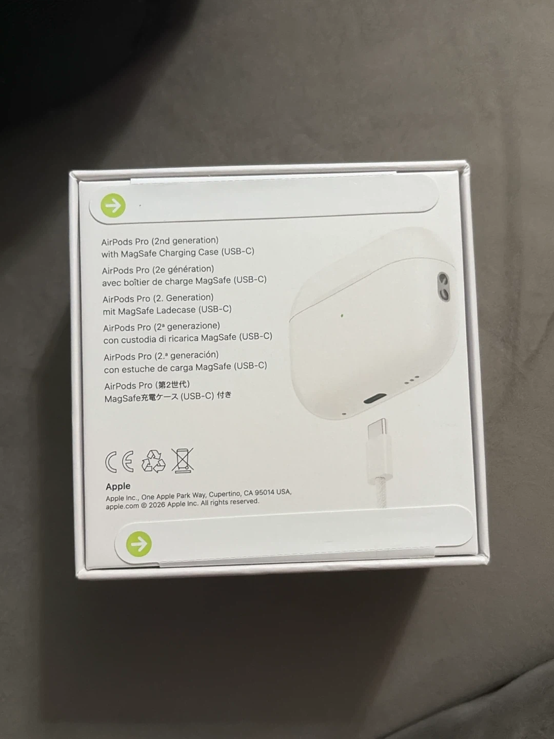 Apple AirPods Pro (2nd generation) with MagSafe Charging Case - photo 3