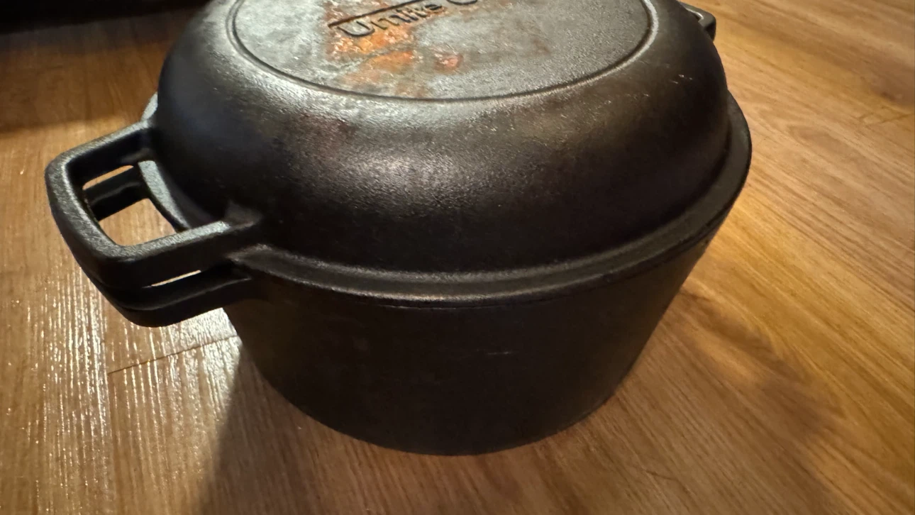 Cast Iron Dutch Oven and Griddle - photo 3
