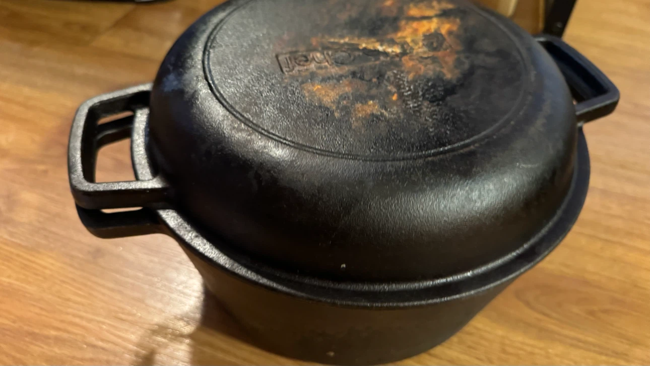 Cast Iron Dutch Oven and Griddle - photo 4