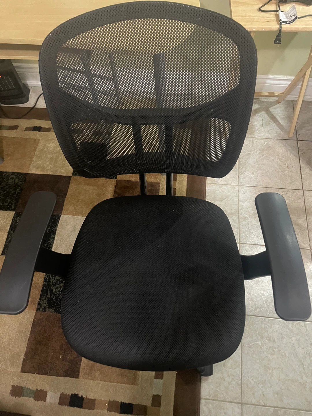 Black Mesh Office Chair - photo 2