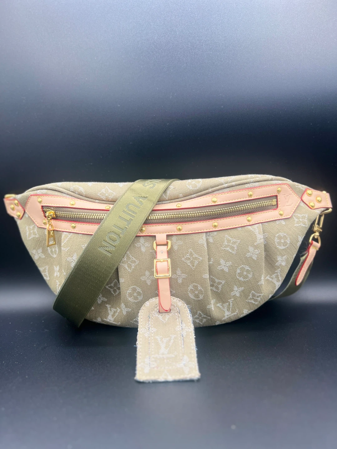 Louis Vuitton Monogram Denim BumBag - photo 4