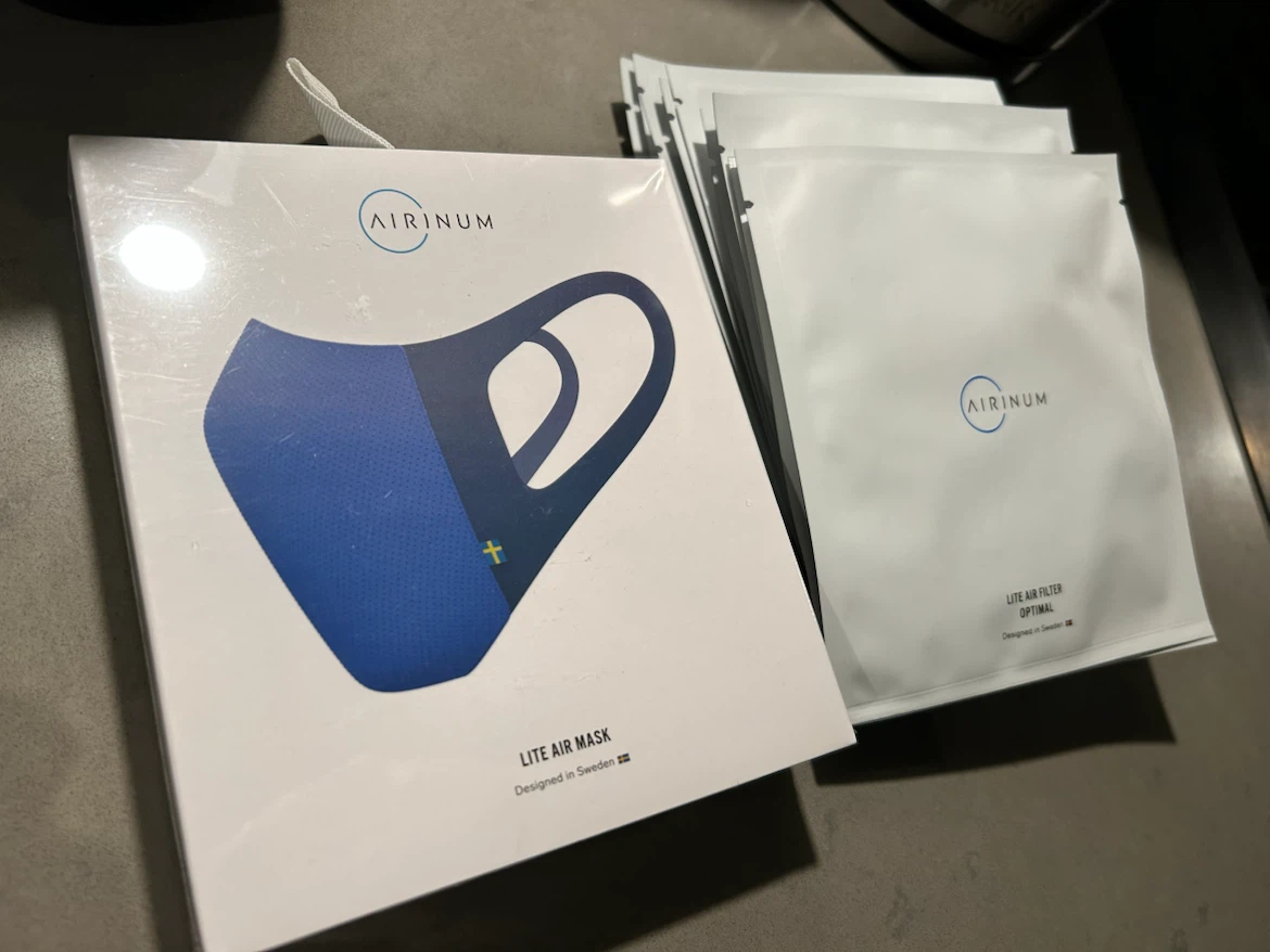 Airinum Lite Air Mask (Child/Adult XS) with filters