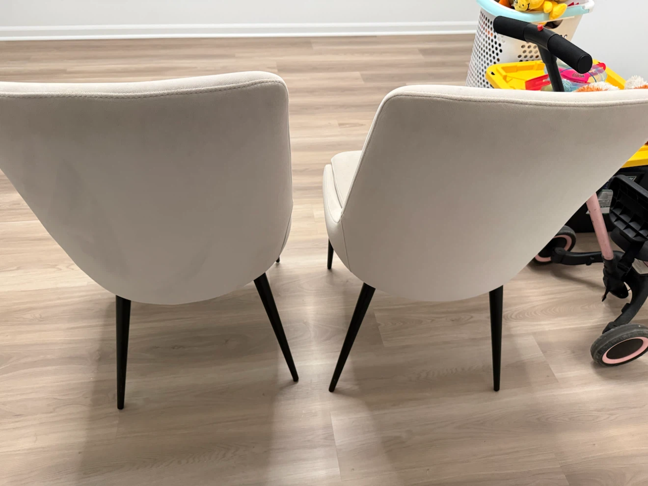 Set of 2 Velvet Upholstered Side Chairs - photo 2
