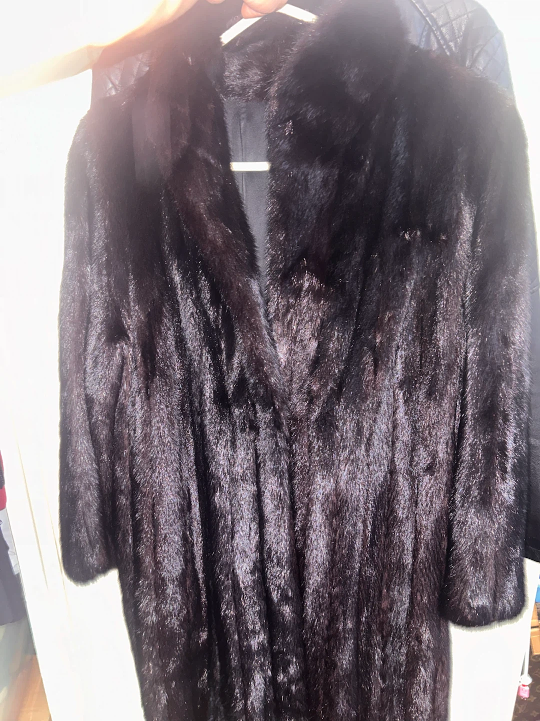 Women’s Mink coat brown size large - photo 2