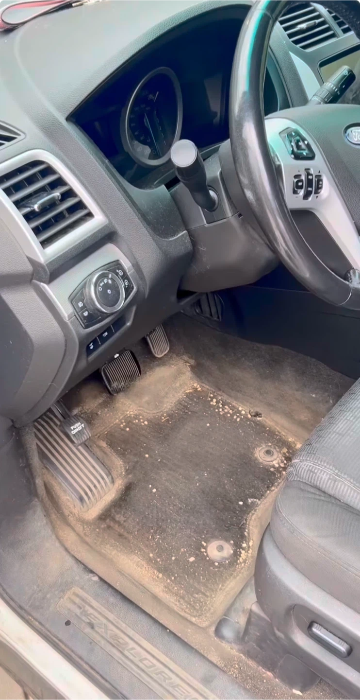 RJ Cleanup Professional Car Detailing Services - photo 3