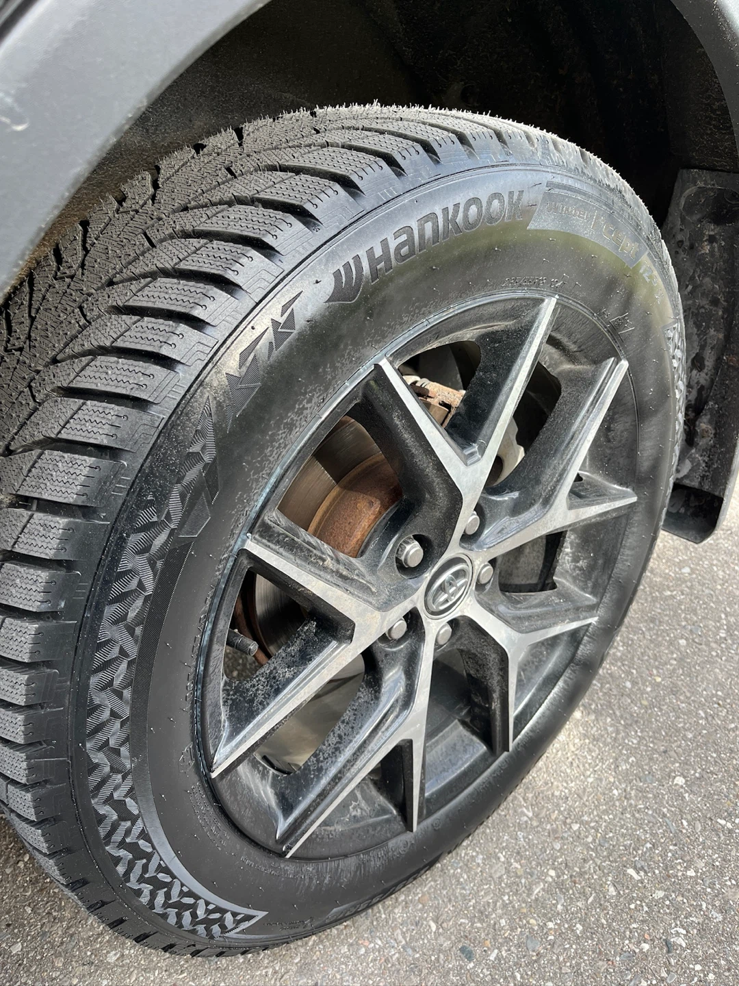 Hankook Winter Tire 235/55R18 - photo 2