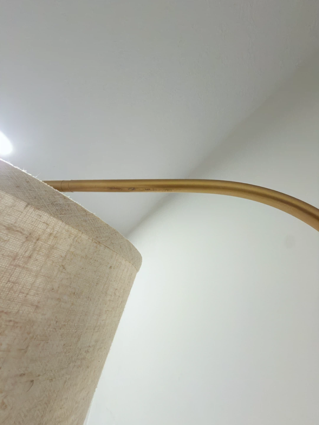 Gold Arc Floor Lamp with Natural Linen Shade - photo 3