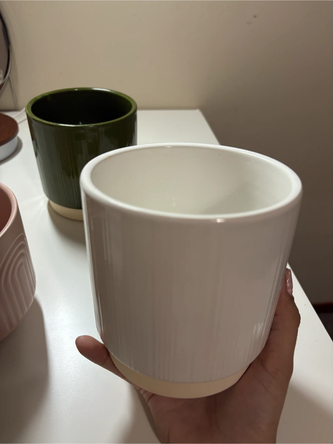 Set of 3 Ceramic Planters (Pink, Green, White) - photo 5