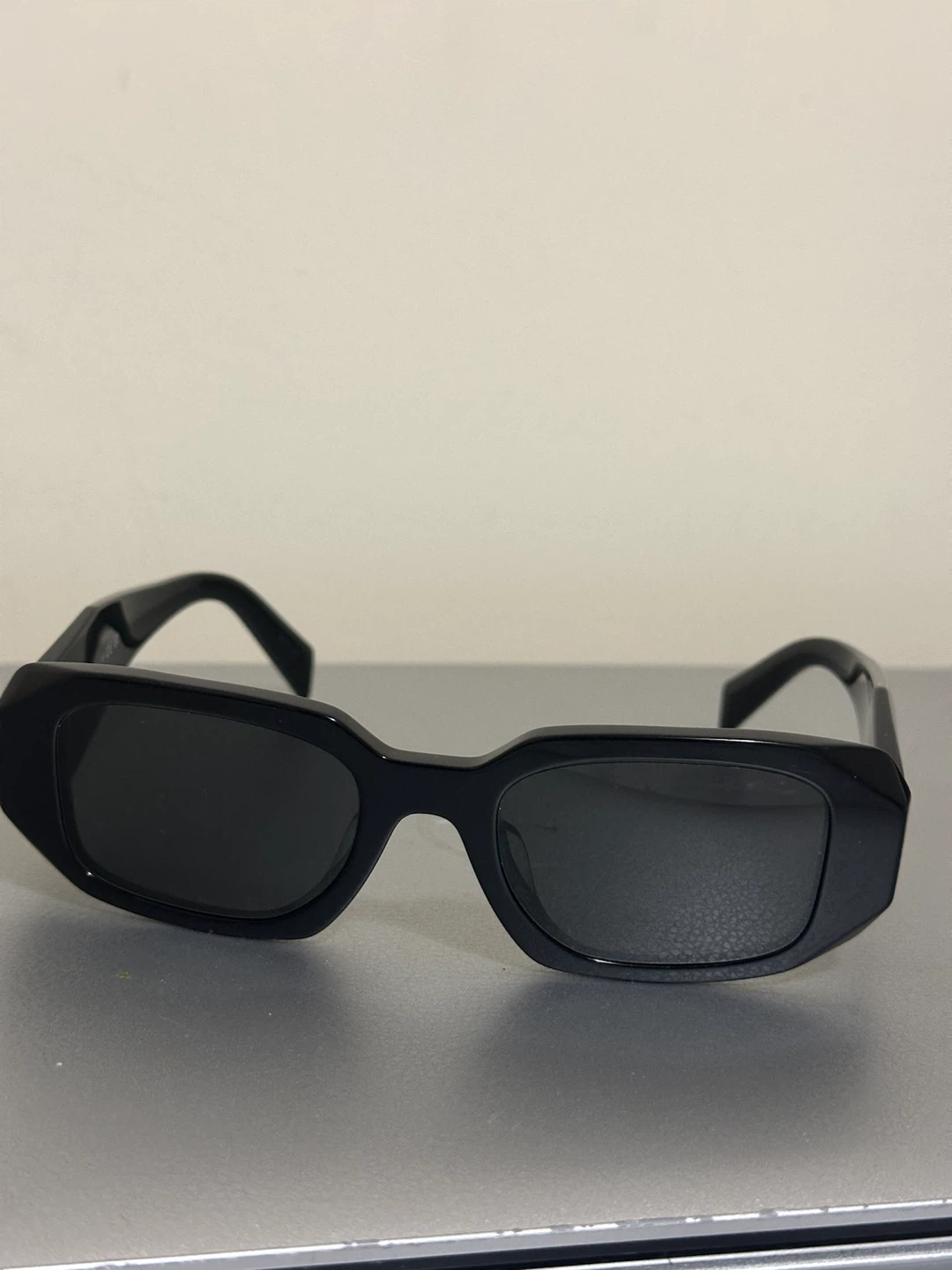 Prada Black Sunglasses - photo 2