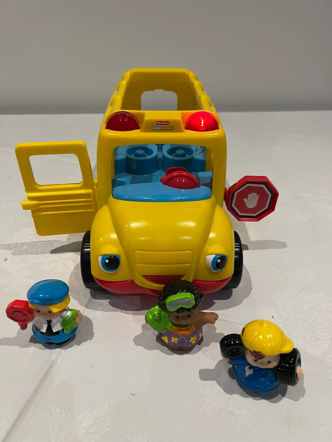 Fisher-Price Little People School Bus with Figures - photo 4
