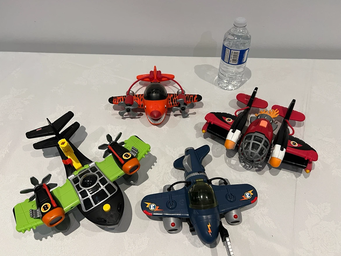 Toy Airplanes Lot