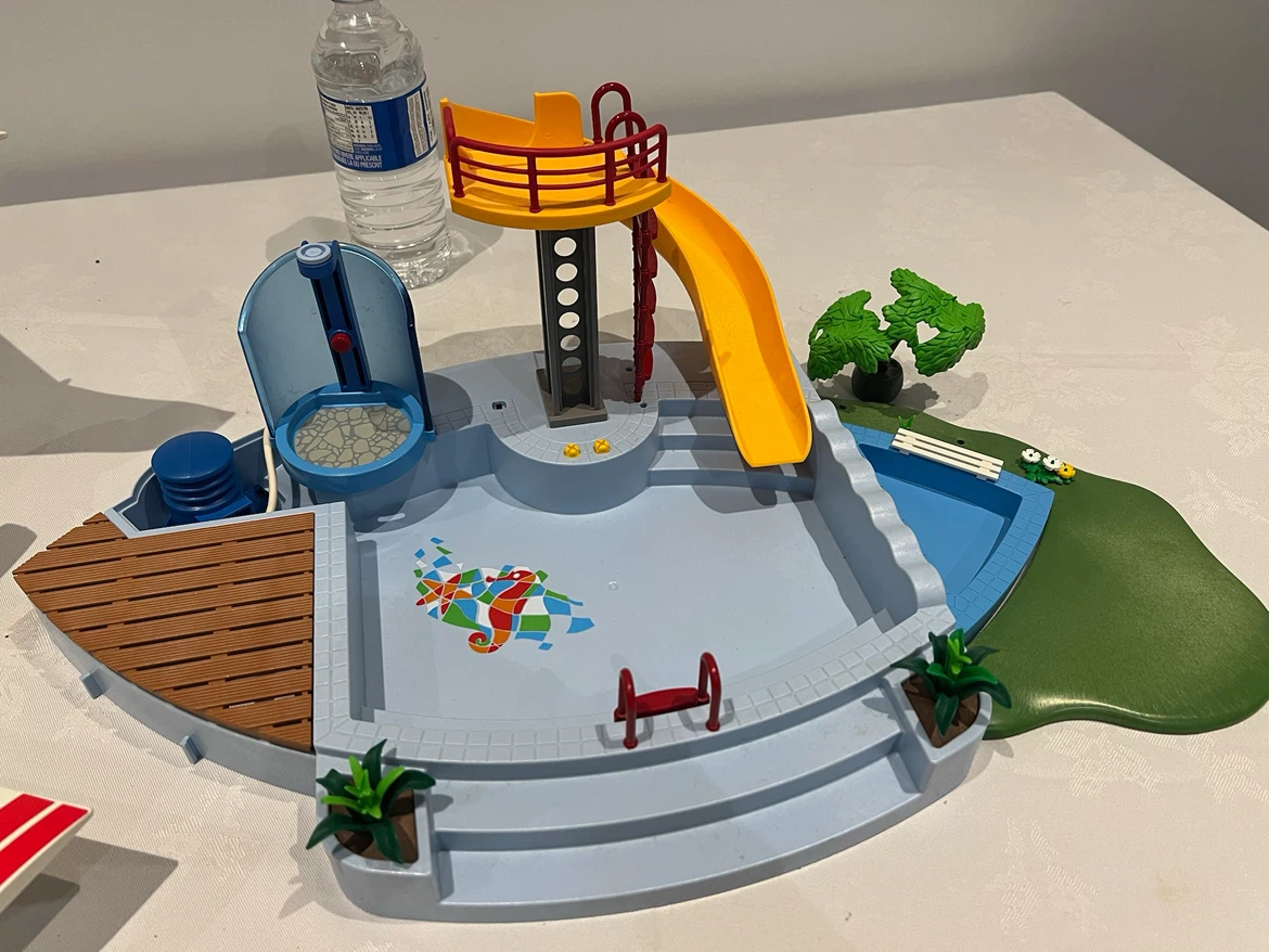 Playmobil Swimming Pool Playset