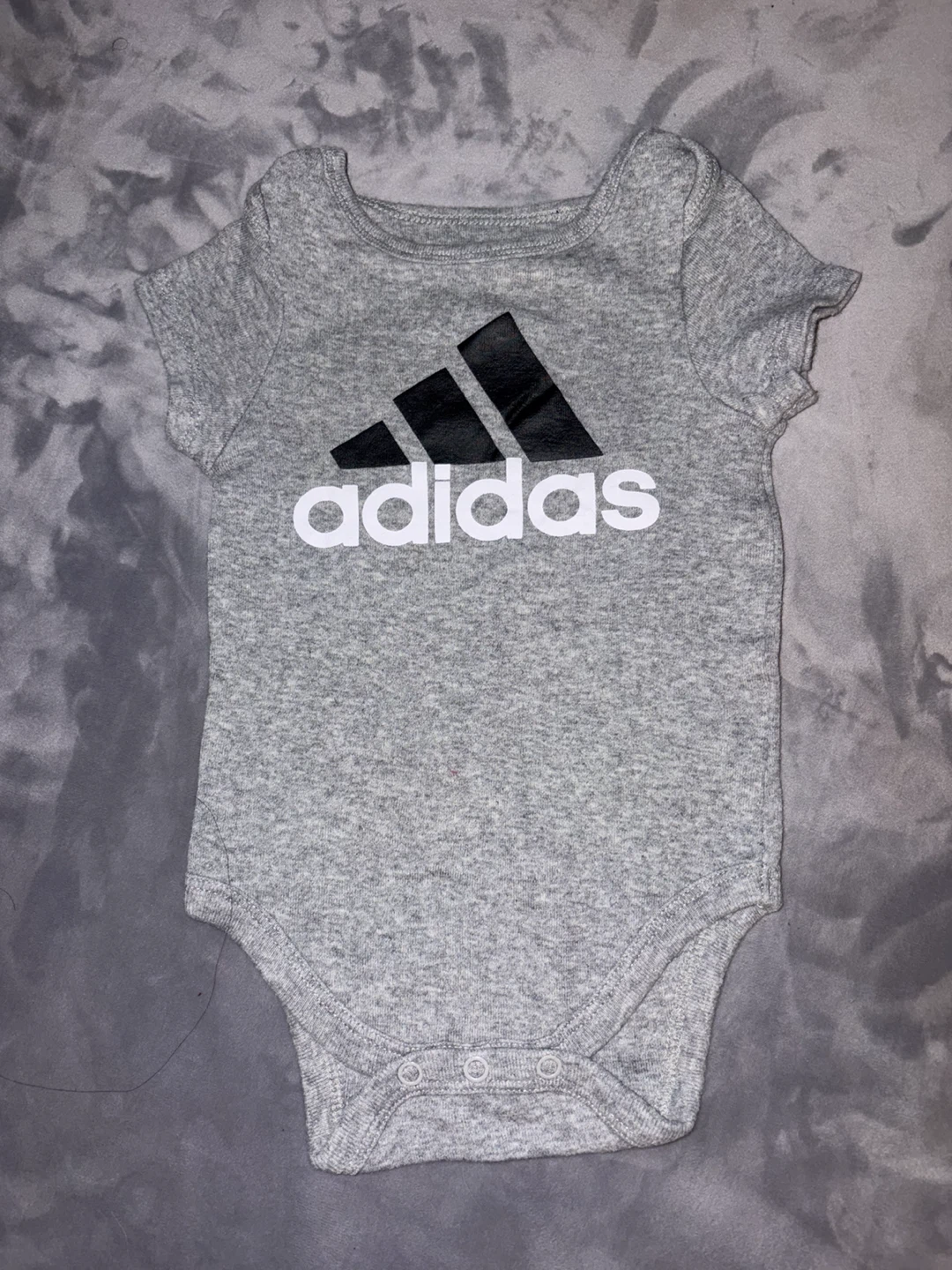 Ensemble de 2 cache-couches Adidas 6 mois