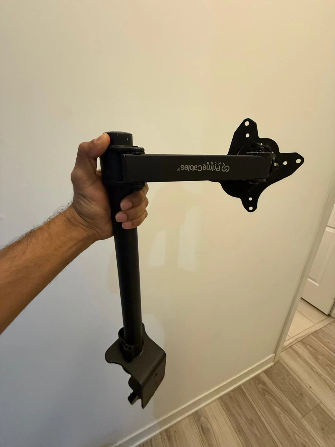 PrimeCables Monitor Mount