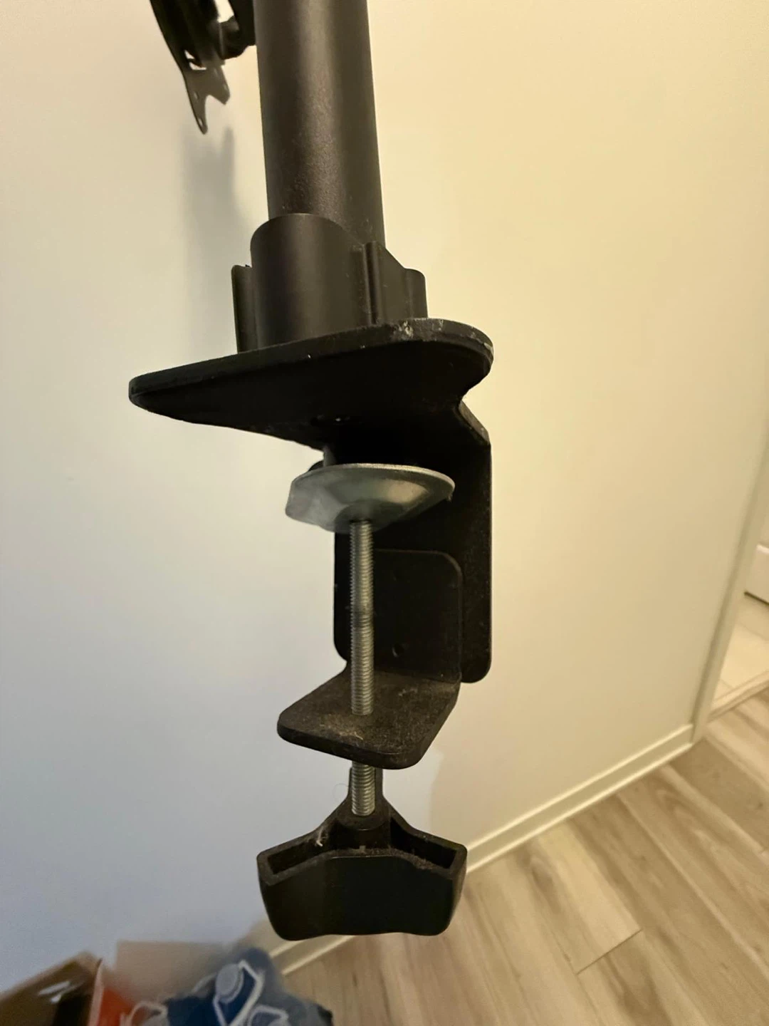 PrimeCables Monitor Mount - photo 4